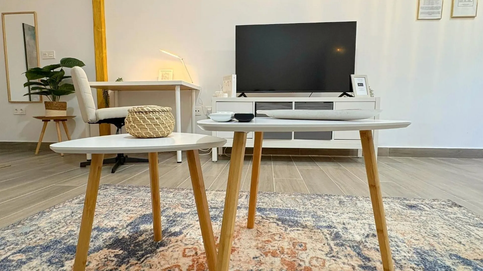 Estudio Maria Zambrano - A Pasos De La Estacion Málaga Appartement
