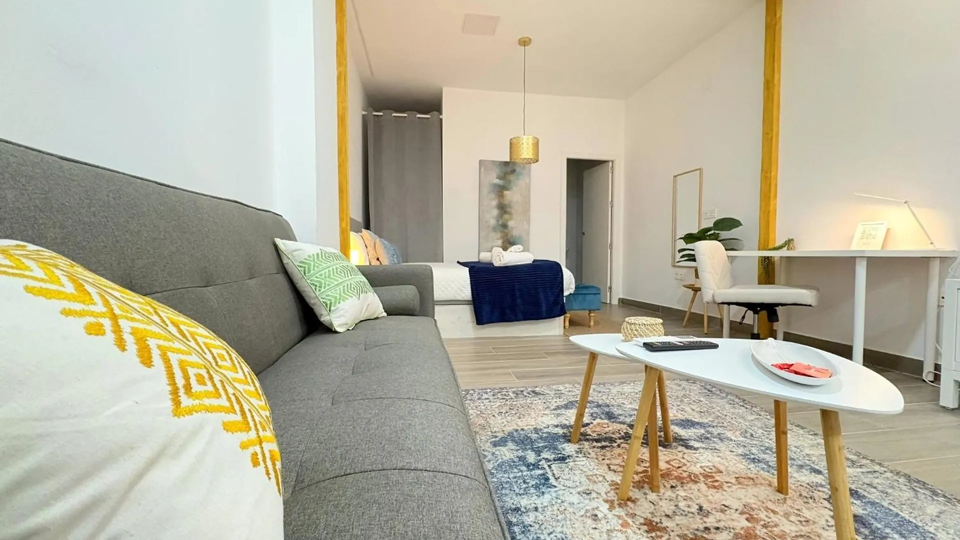Appartement Estudio Maria Zambrano - A Pasos De La Estacion Málaga Spanje